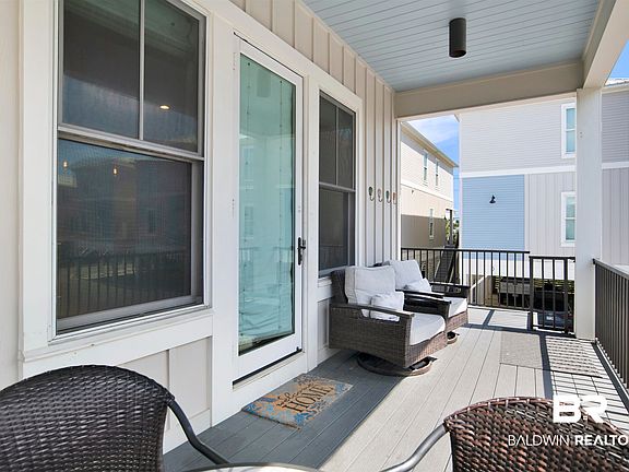 4th image of 1592 W Beach Blvd #F