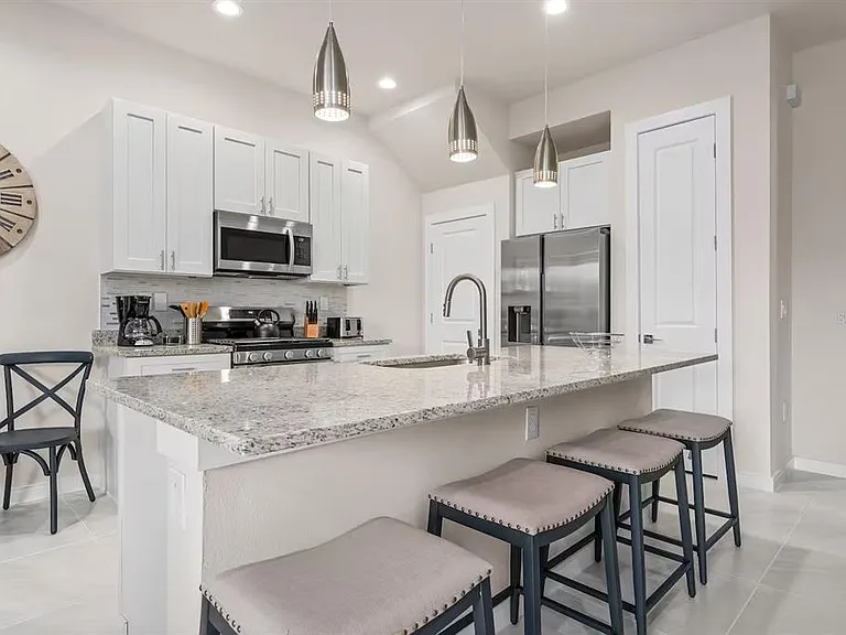 7568 Sunflower Cir — Photo 10