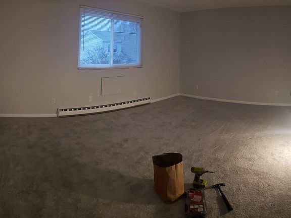 5th image of 565 Clark Ave APT 6