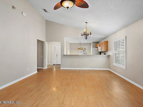 5th image of 1212 COGHILL Circle