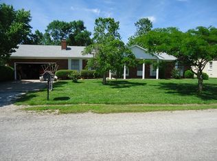 1217 Edgemoor St, Fredonia, KS 66736