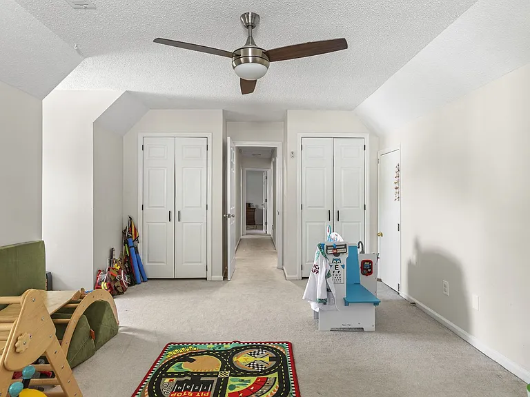 118 Archdale Dr — Photo 27