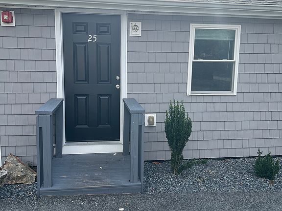2nd image of 25 Kenmore St