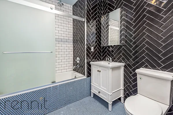 Rented by Rennit Inc. | media 5