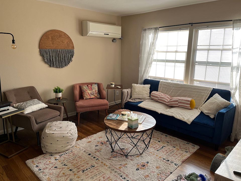 1st image of 3365 W Middlebury Dr #204