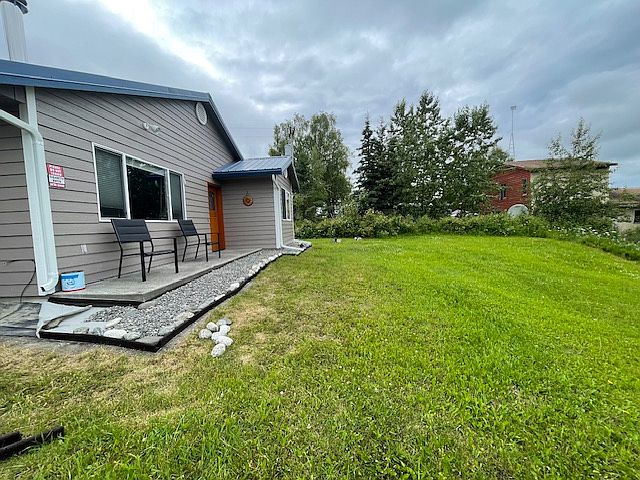 1st image of 43610 Ross Dr
