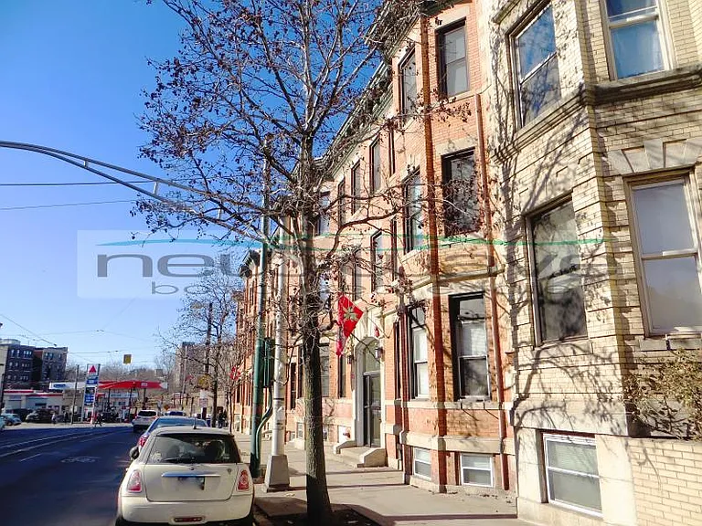 887 Huntington Ave #17 — Photo 16