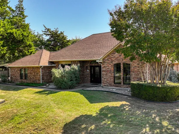 2002 Woodland Hills Ln, Weatherford, TX 76087