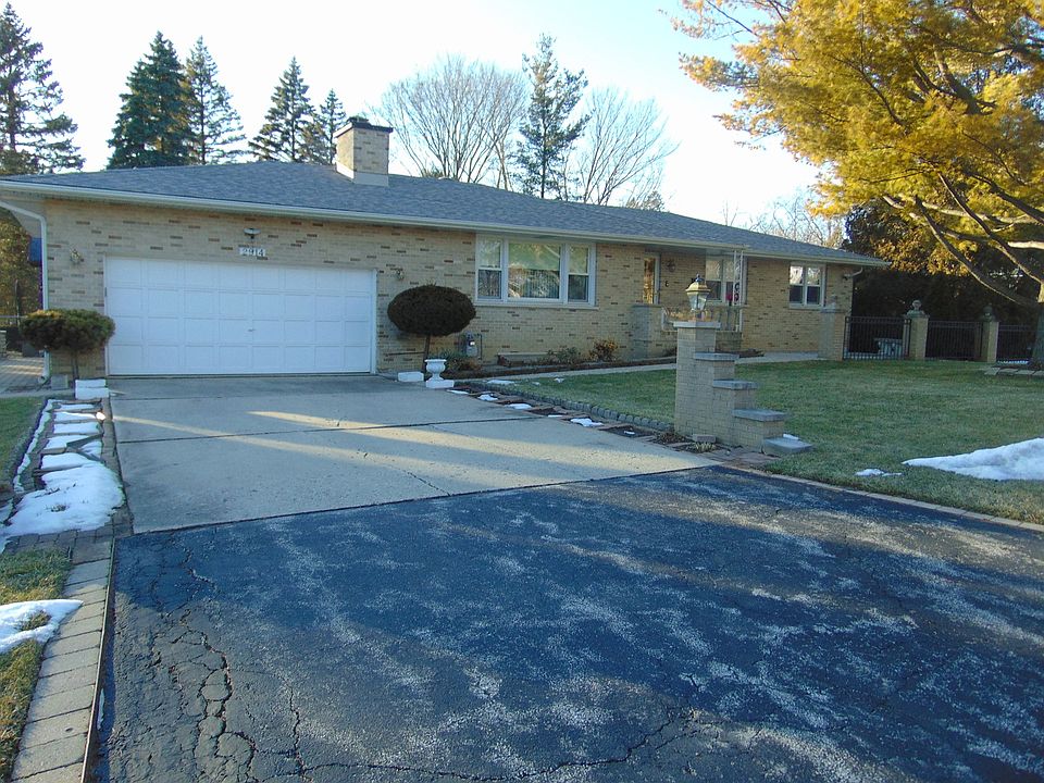 1st image of 2914 Warbler Pl