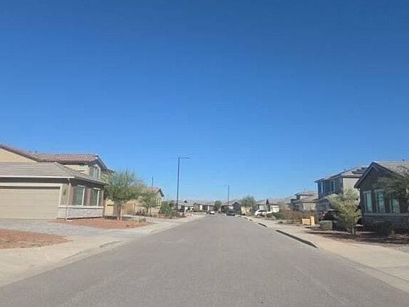 4th image of 2313 N 195th Dr