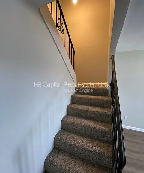 108 Sunnyside St #A — Photo 13