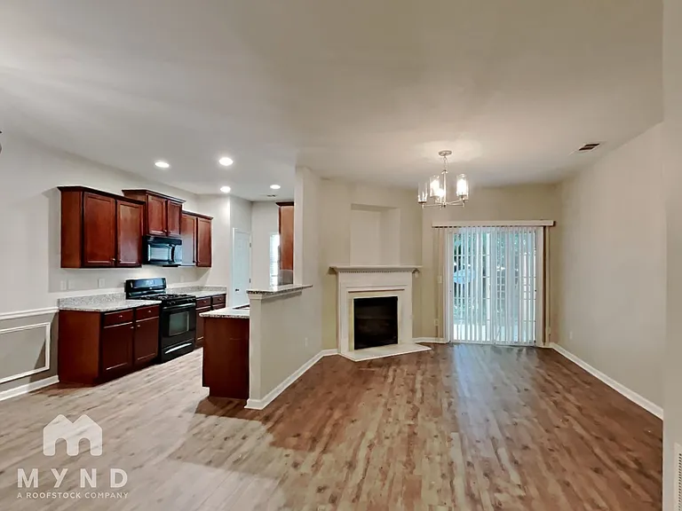 3676 Utoy Dr SW — Photo 3