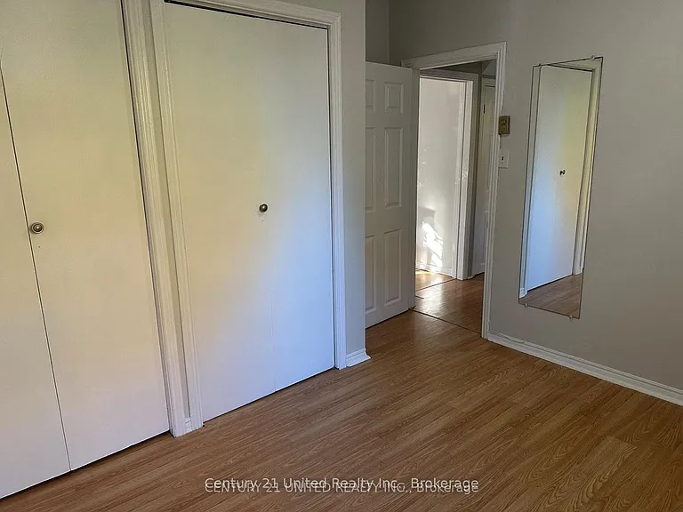 140 Maria St — Photo 13