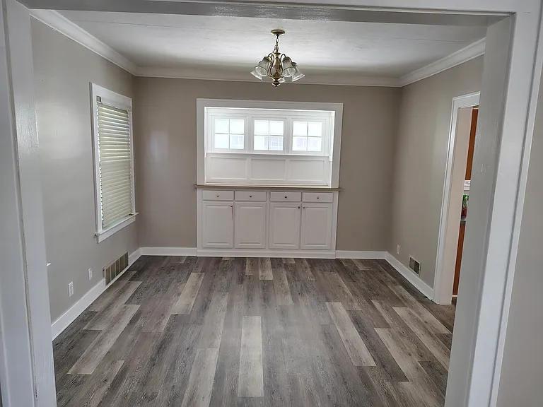 4342 Willys Pkwy — Photo 7