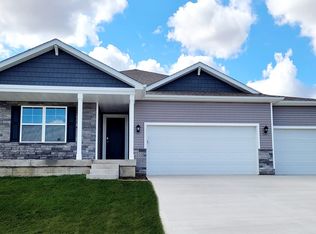 440 Creekview Ave, Polk City, IA 50226