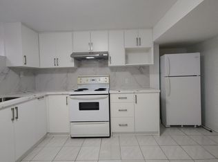 27 Macklingate Ct, Toronto, ON M1V 1A2