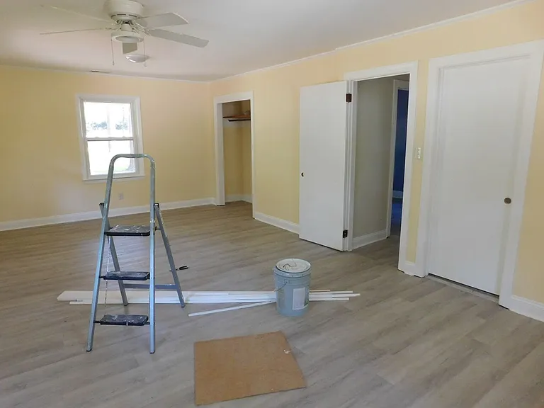 4925 Morton Rd — Photo 26