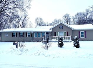 702 6th Street, Albany, WI 53502