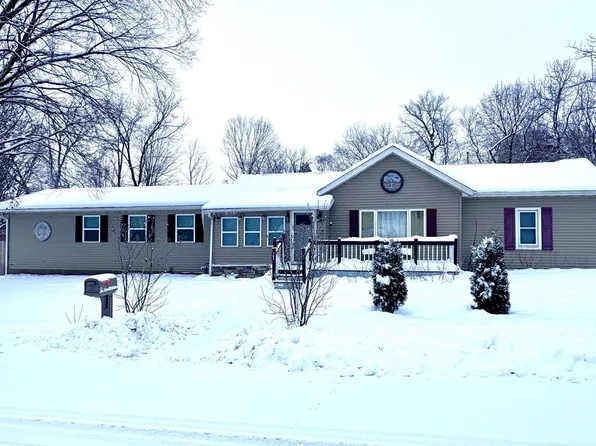 702 6th Street, Albany, WI 53502