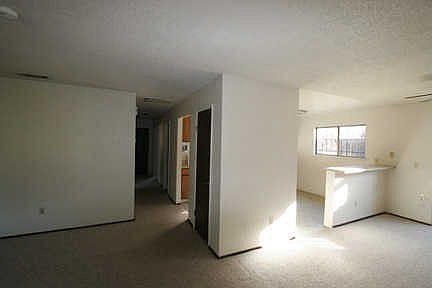 1st image of 134 E Knoles Way
