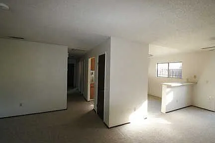 134 E Knoles Way photo 1