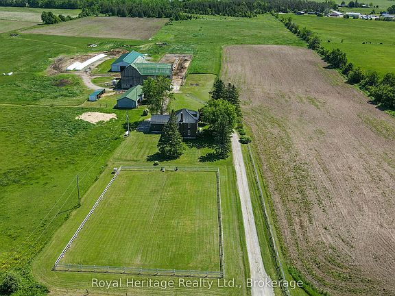 2nd image of 140 Robin Rd