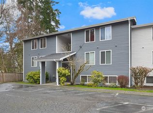 4181 W Lake Sammamish Pkwy SE APT B102, Bellevue, WA