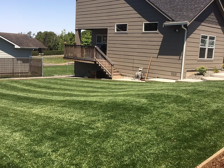 420 Kendall Ct — Photo 10