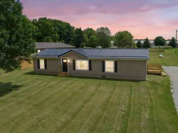 4960 N 450 W, Angola, IN 46703