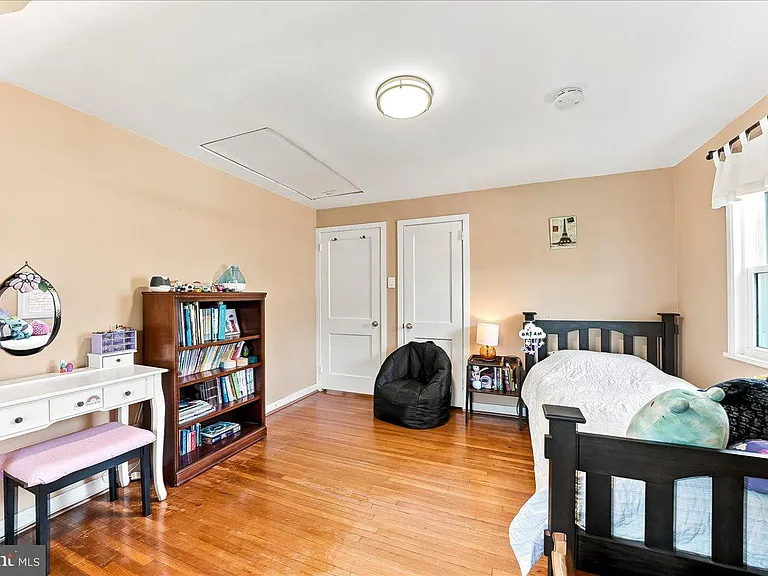 416 Valley View Rd — Photo 28