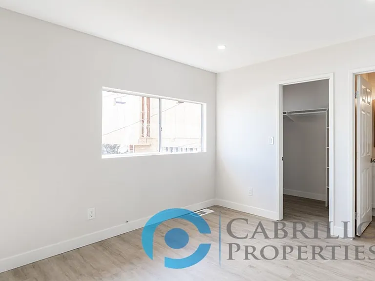 4776 Bancroft St — Photo 11