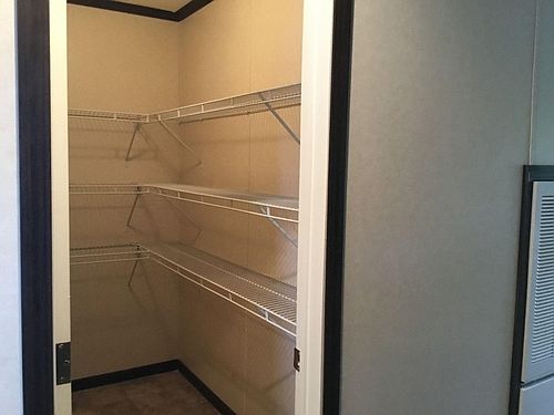 4th image of 2531 Autumn Lake Dr