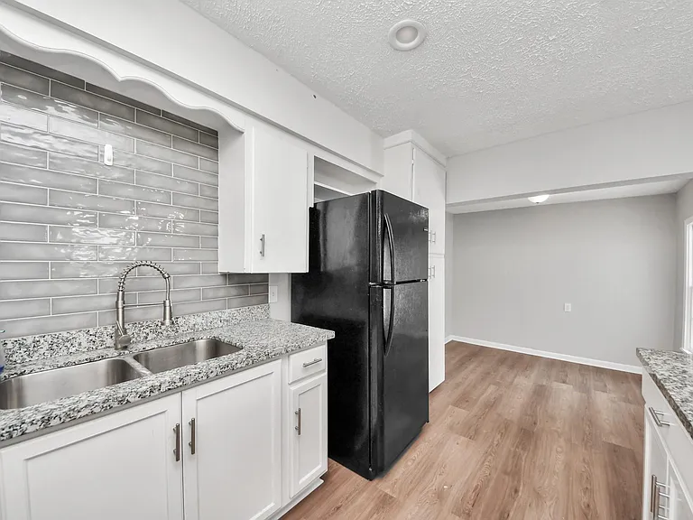 3603 Crosby Cedar Bayou Rd — Photo 17