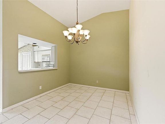 4th image of 7380 Saint Ives WAY #1305