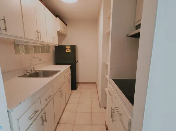 5803 Tartak #8, Carolina, PR 00979