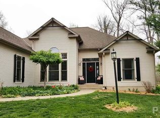 1514 Grove Ln, Metamora, IL 61548