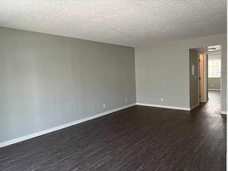 Countrywood Apartments — Photo 60