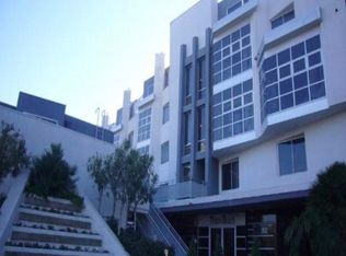 171 N Church Ln #PENTHOUSE 10, Los Angeles, CA 90049