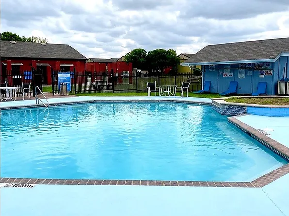 Modern Waco Living Zero Deposit Apartments Near Baylor, 1800 Waco