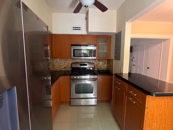 9881 W Bay Harbor Dr APT 2