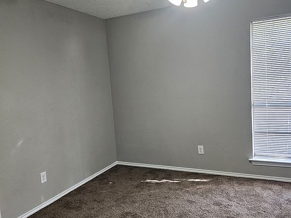 5th image of 1815 Sheehan Ct #1815