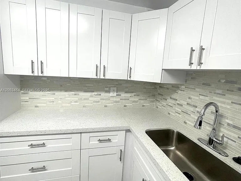 2450 NE 135th St #209 — Photo 10