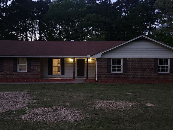 2nd image of 1850 Brandy Dr SE
