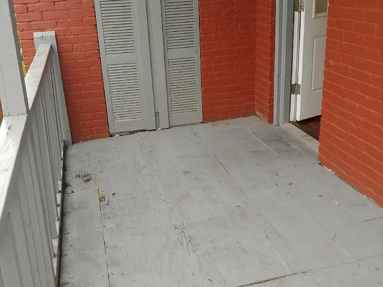 801 Perry St #F2 — Photo 11