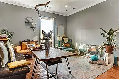 425 E McDonough St - 310 — Photo 4