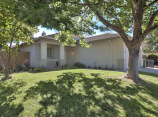 952 Rossburn Way, Galt, CA 95632