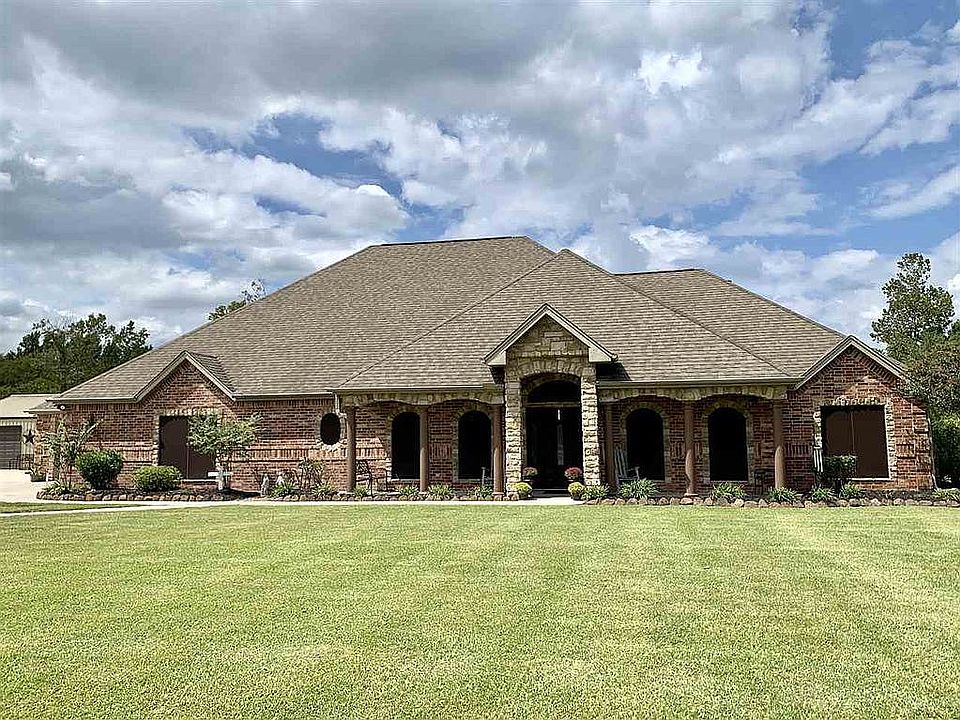 1st image of 5310 Oakwood Cir