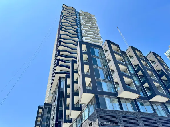 260 Malta Ave #1106, Brampton, ON L6Y 4G6