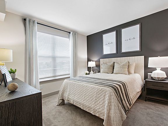 3rd image of 5025 Wembley Central Ln #3408