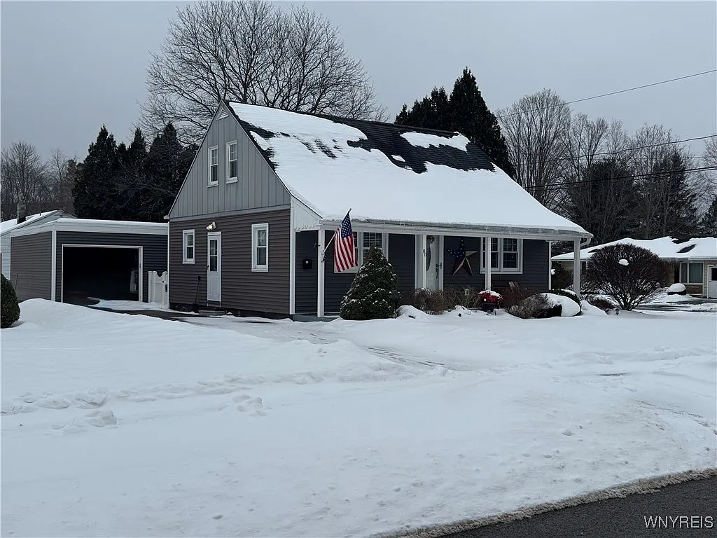 80 Sherwood Dr photo 1